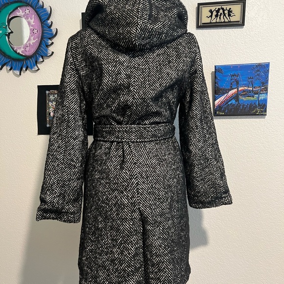 eShakti Black and White Herringbone Coat - Picture 7 of 9